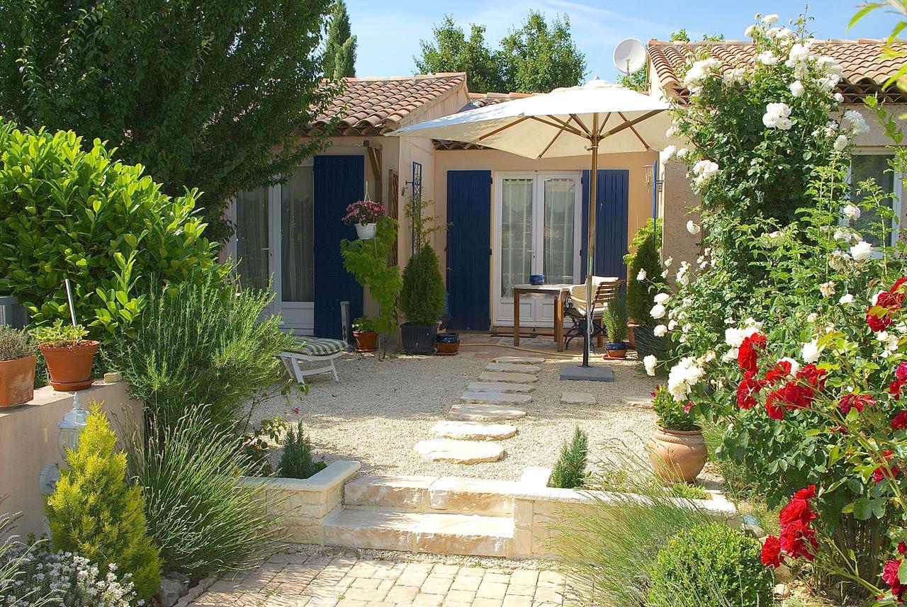 B&B Villa Viva Vitale Pierrevert Exterior photo